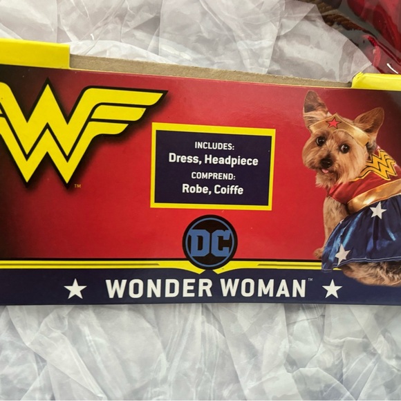 Pets Wonder Woman Halloween costume size Medium - Picture 4 of 5